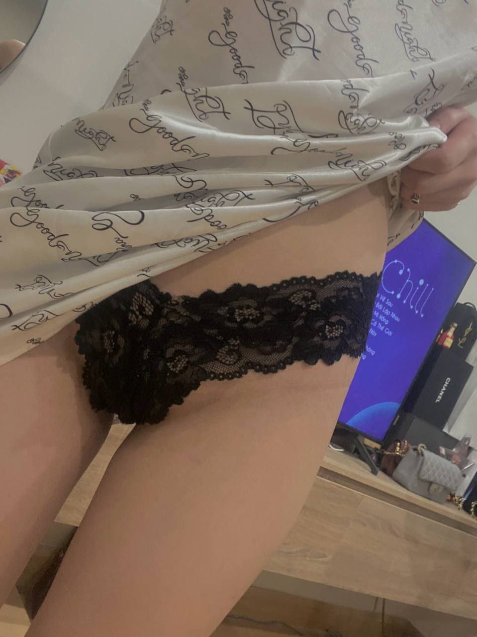 Người yêu mới quen của tôi là một người mẫu ảnh nude