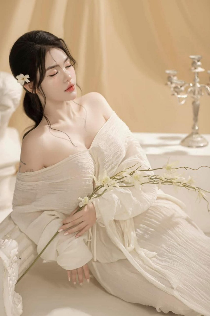 thủ dâm footjob vớ chân